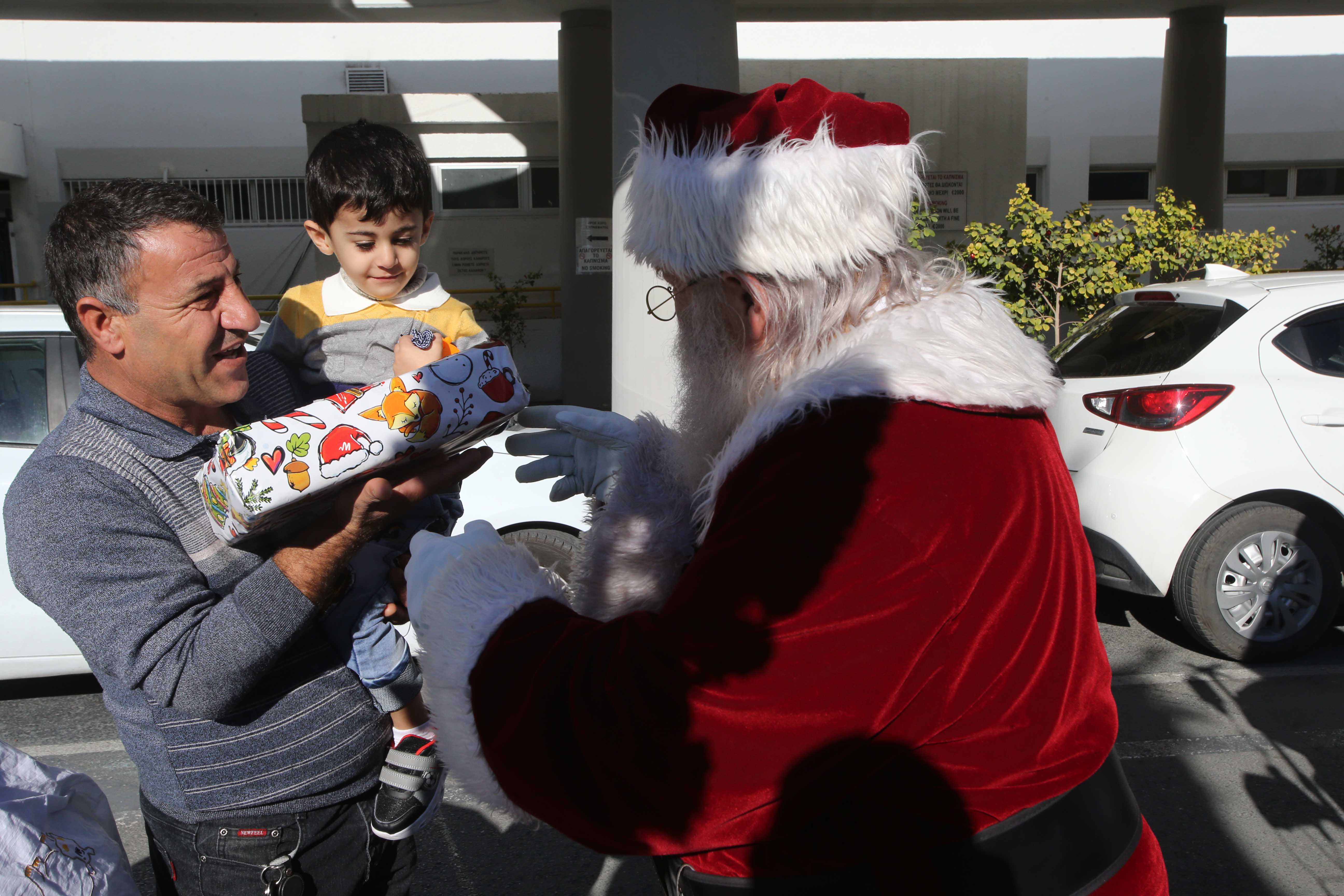 santa 8