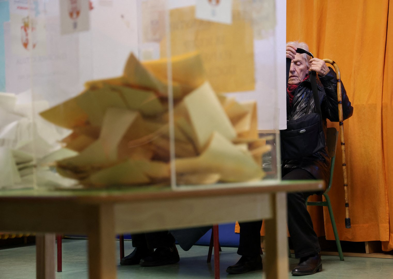 image Online referendum begins for lowering voting age