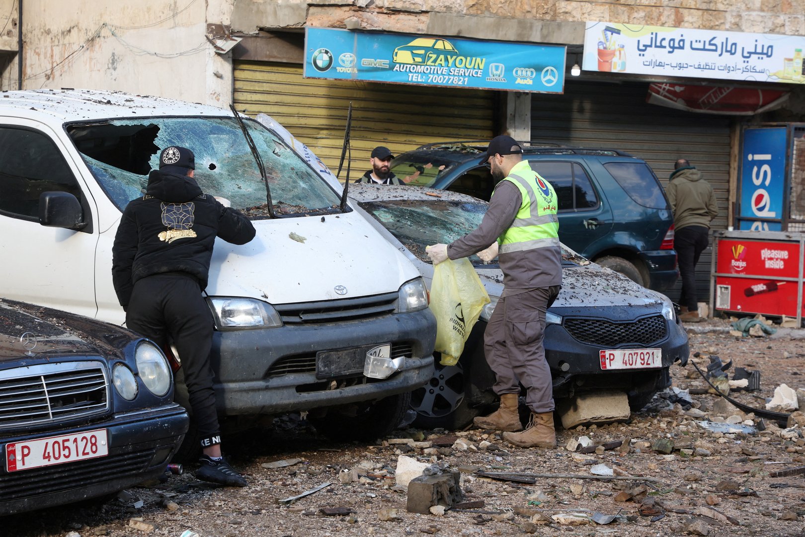 image Hezbollah, Israel appear to signal no desire for spread of Gaza war