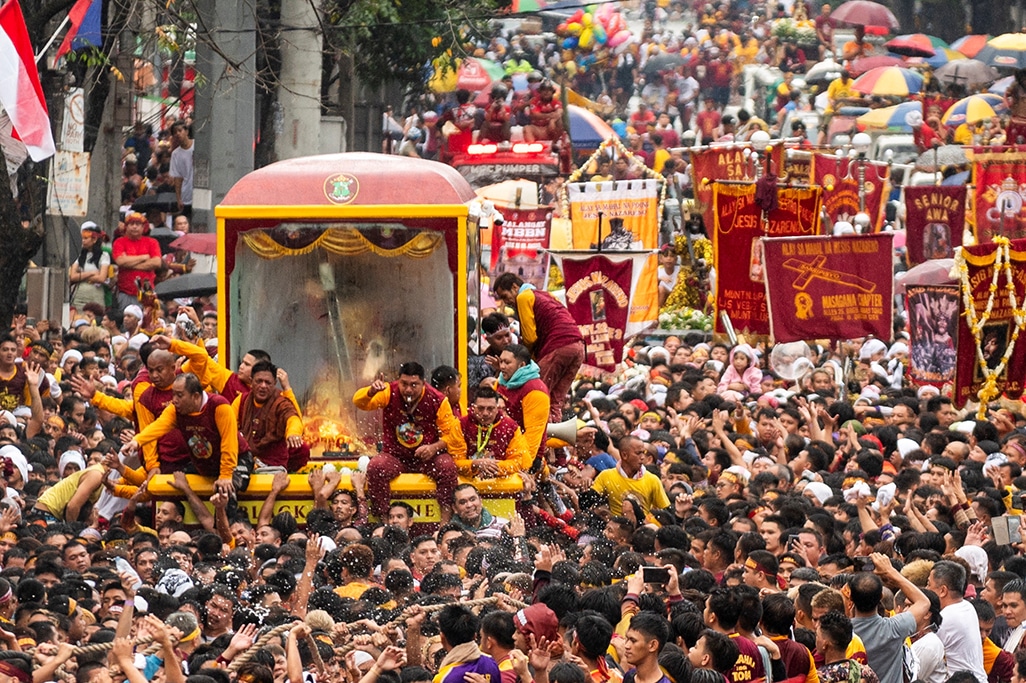 image Millions of Filipino Catholics join Black Nazarene procession