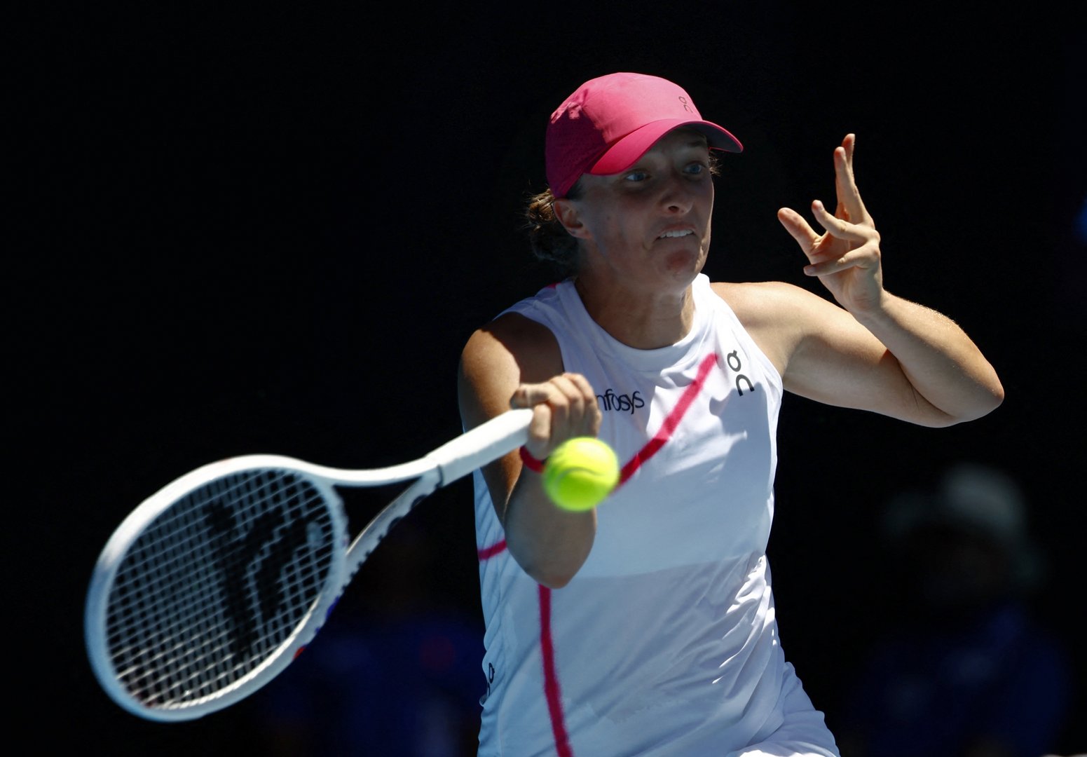 image Swiatek aces Kenin test, Alcaraz sees off veteran Gasquet (wrapup)