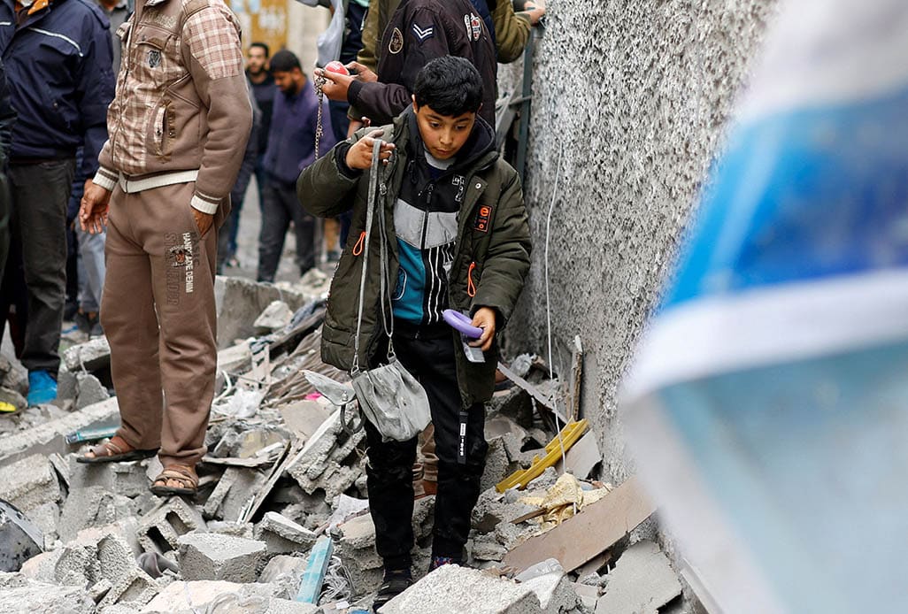 image Jordan says Gaza hospital badly damaged by Israeli shelling nearby
