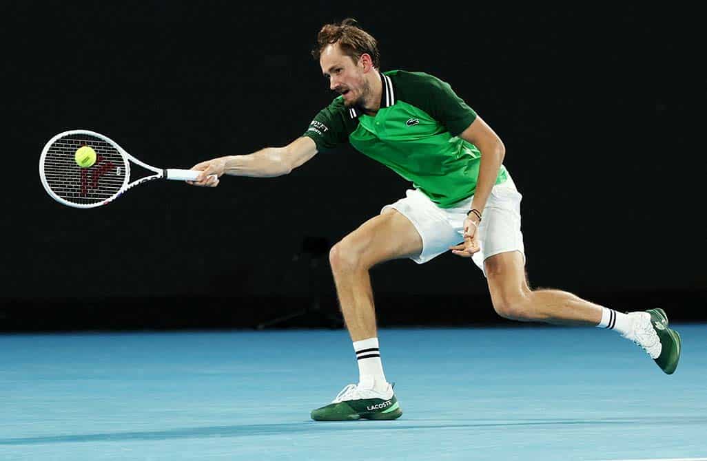 image Medvedev caps off day of great escapes, Rybakina out after tiebreak drama