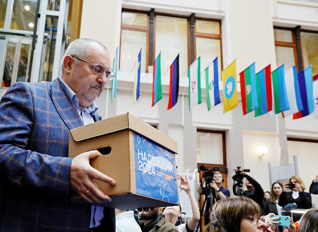 image Putin rival Nadezhdin says he has enough signatures to run for president