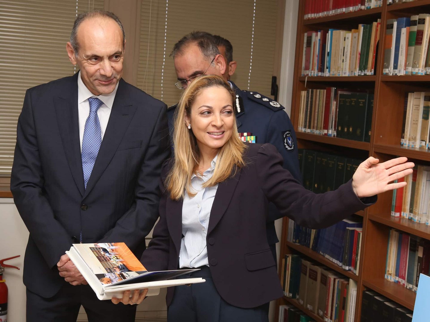 image Barbed comments during ministerial handovers
