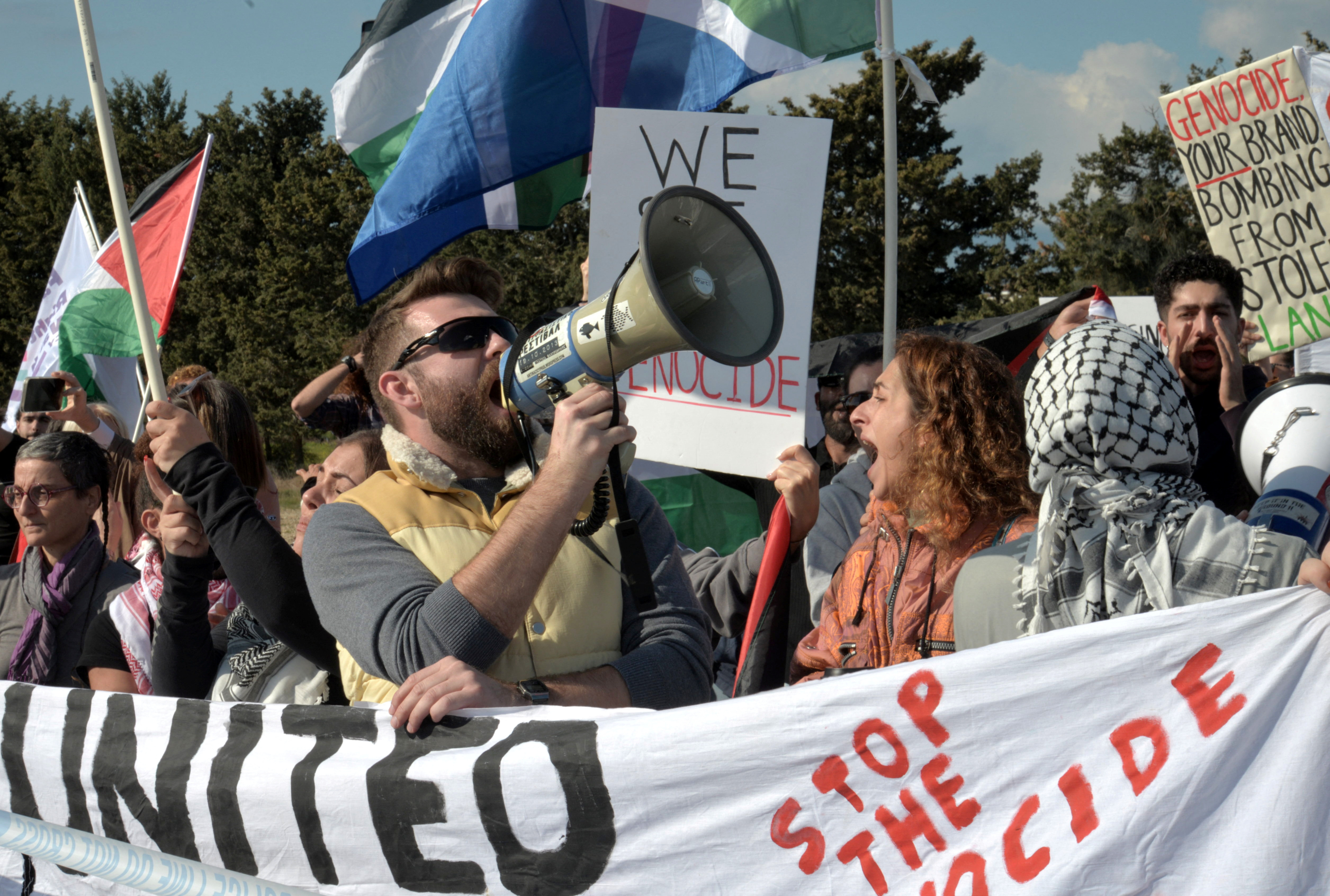 image UK defence denies lethal cargo taken to Israel from Akrotiri