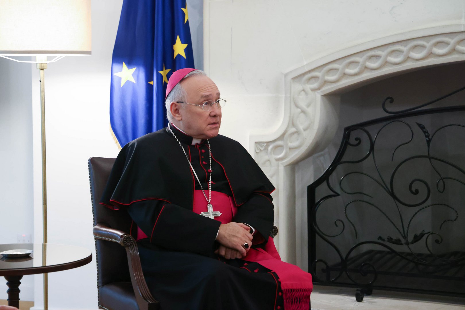 image President meets Vatican leader (Updated)