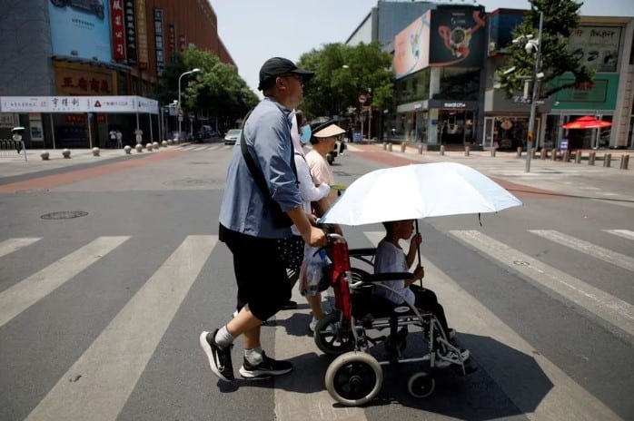 image China breaks heat records in 2023 as sweltering weather baked cities from north to south