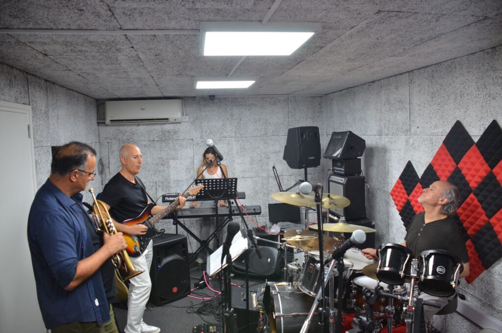 entertainment2