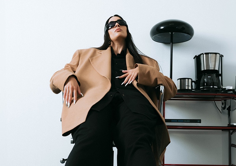 feature2 a tommazo aw23 design