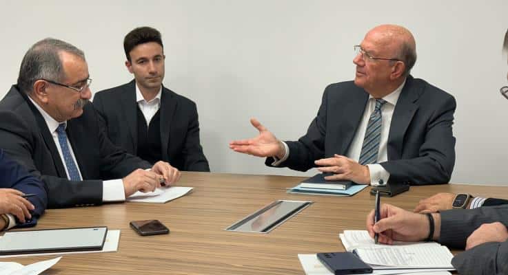 image Finance Minister and Keve discuss economic challenges — CoLA, interest rates, foreign workers on the agenda