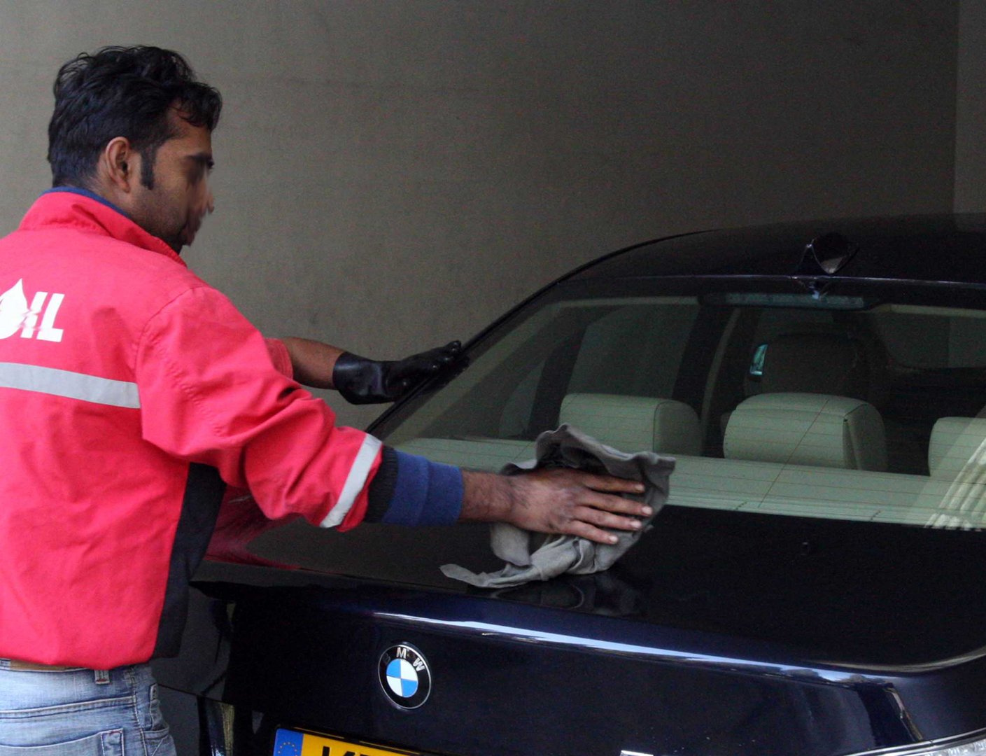 image Employers seek clarity over employing asylum seekers