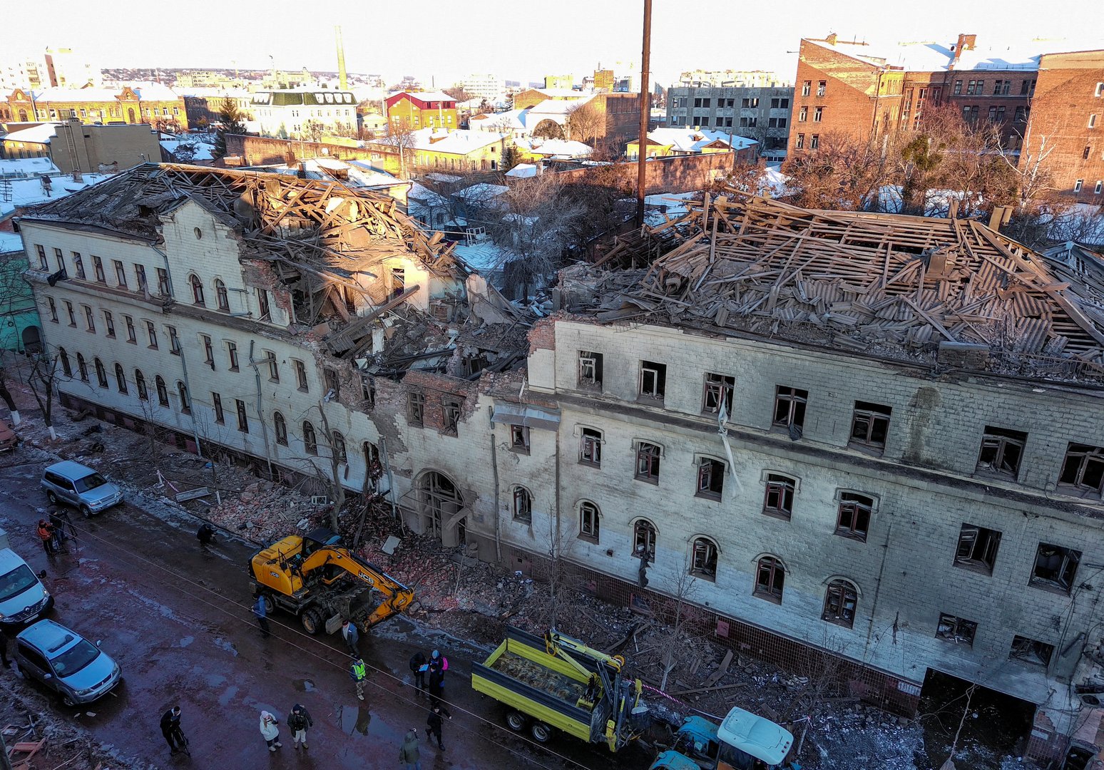 image Explosions rock Kyiv, Kharkiv, Ukrainian officials say