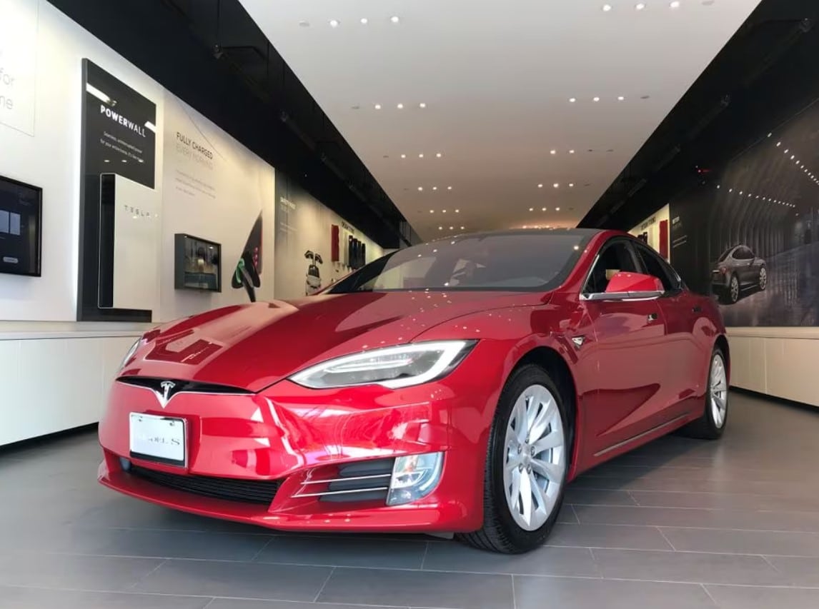 image Tesla set to erase $70 billion in valuation after Musk&#8217;s sales warning
