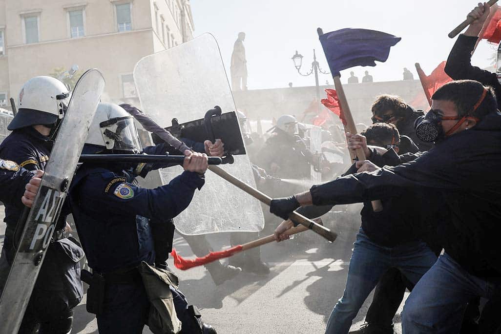 image Clashes erupt at Greek protest against education reform