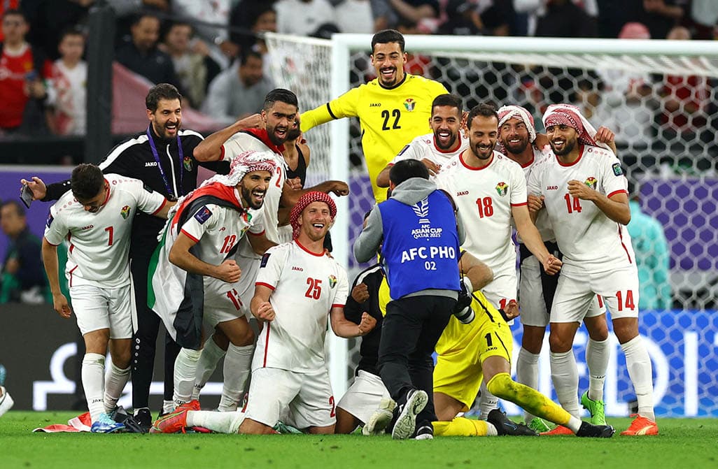 image Qatar and Jordan look to answer critics in all-Arab Asian Cup final