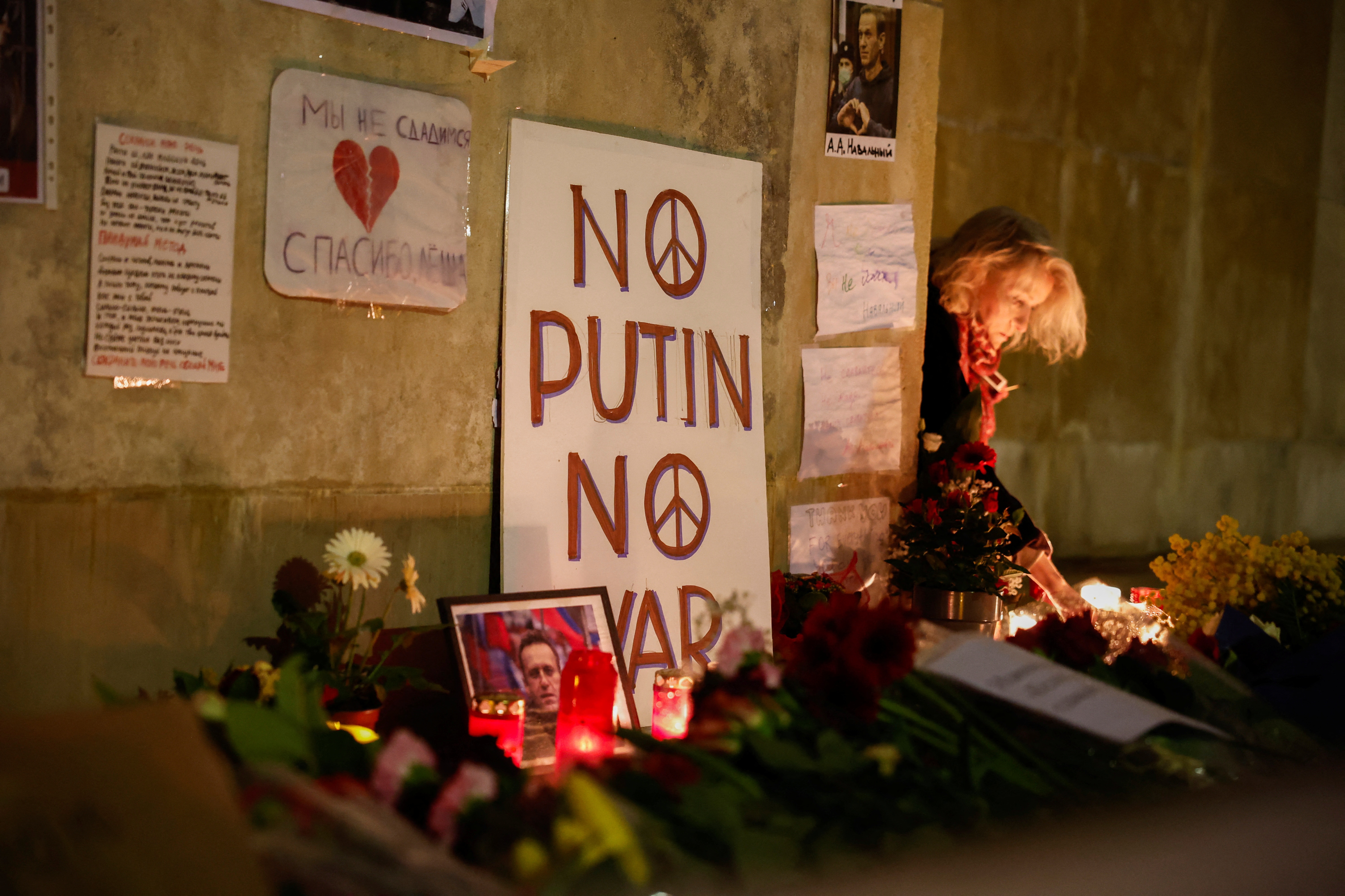 image EU moves closer to new Russia sanctions as Navalny widow pins blame on Putin