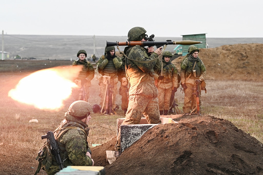 image Russia to bite off much more of Ukraine, Medvedev says
