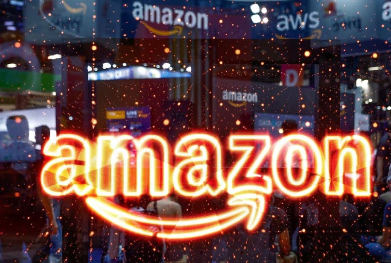 image When Amazon&#8217;s new AI tool answers shoppers&#8217; queries, who benefits?