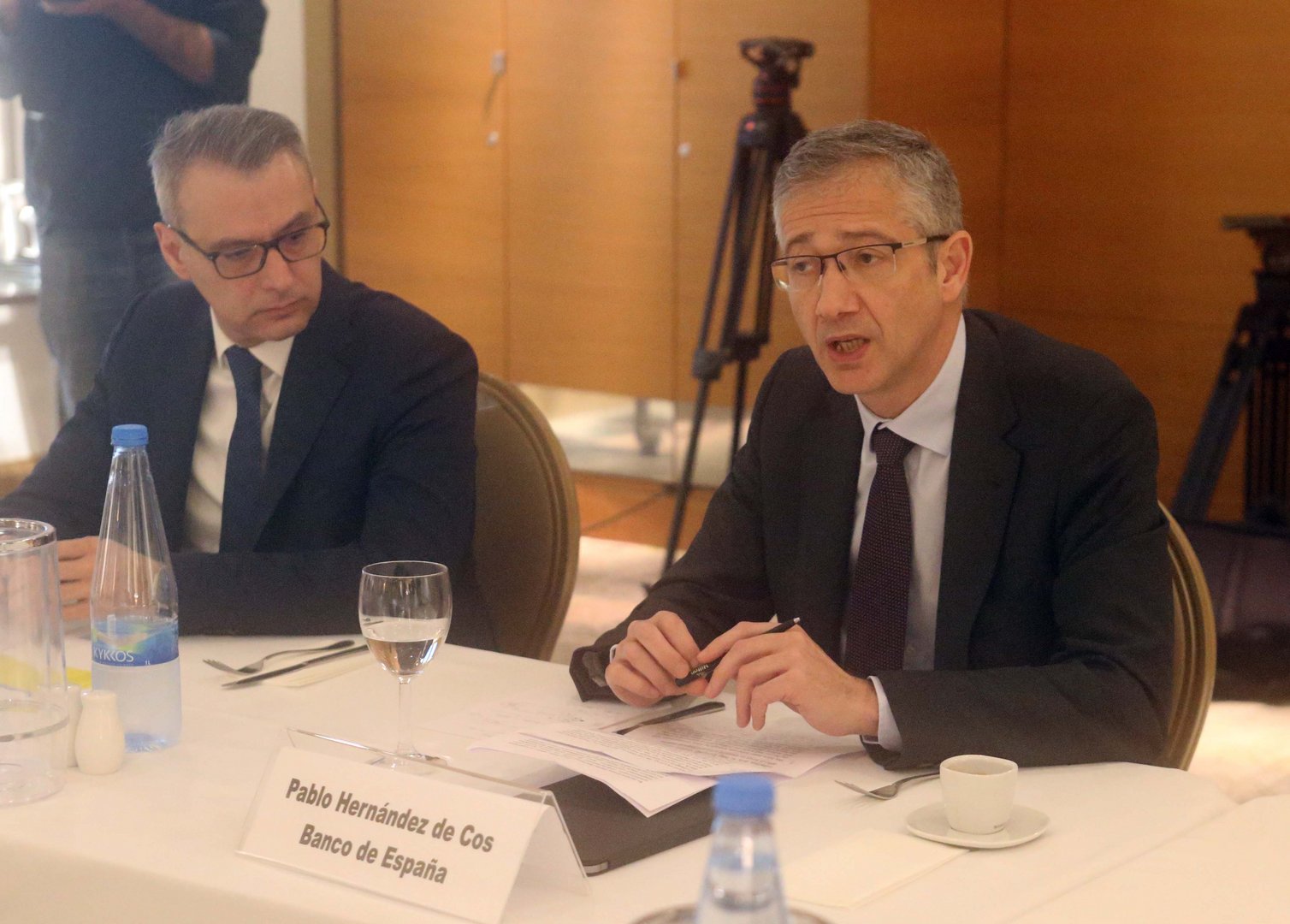 image Spanish cenbank governor visit bolstered economic ties with Cyprus, CBC says