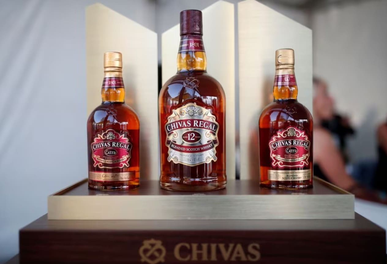image Pernod Ricard&#8217;s shares rise despite sales forecast cut