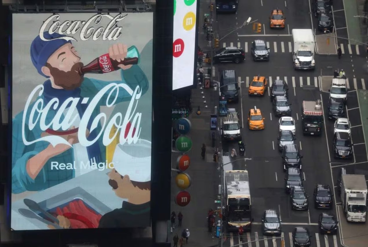 image Coca-Cola revenue tops estimates on robust demand, higher prices