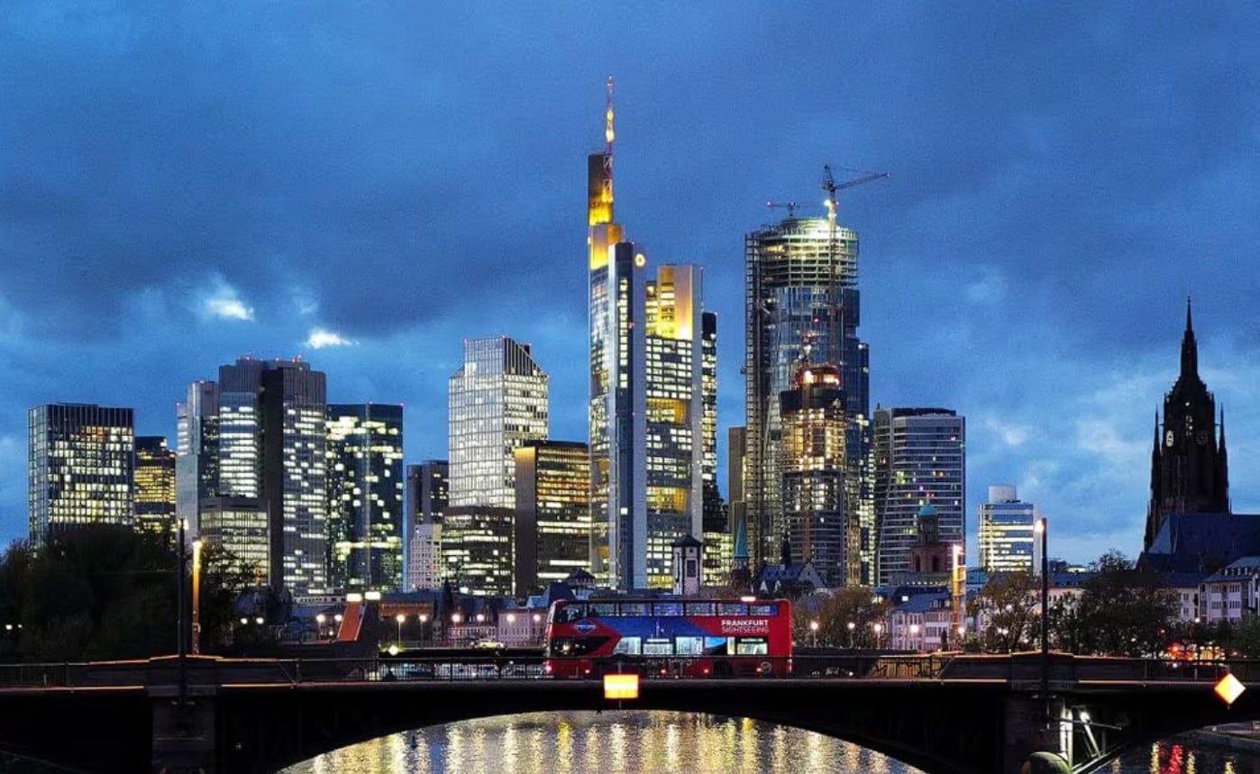 image Germany likely in recession, Bundesbank says