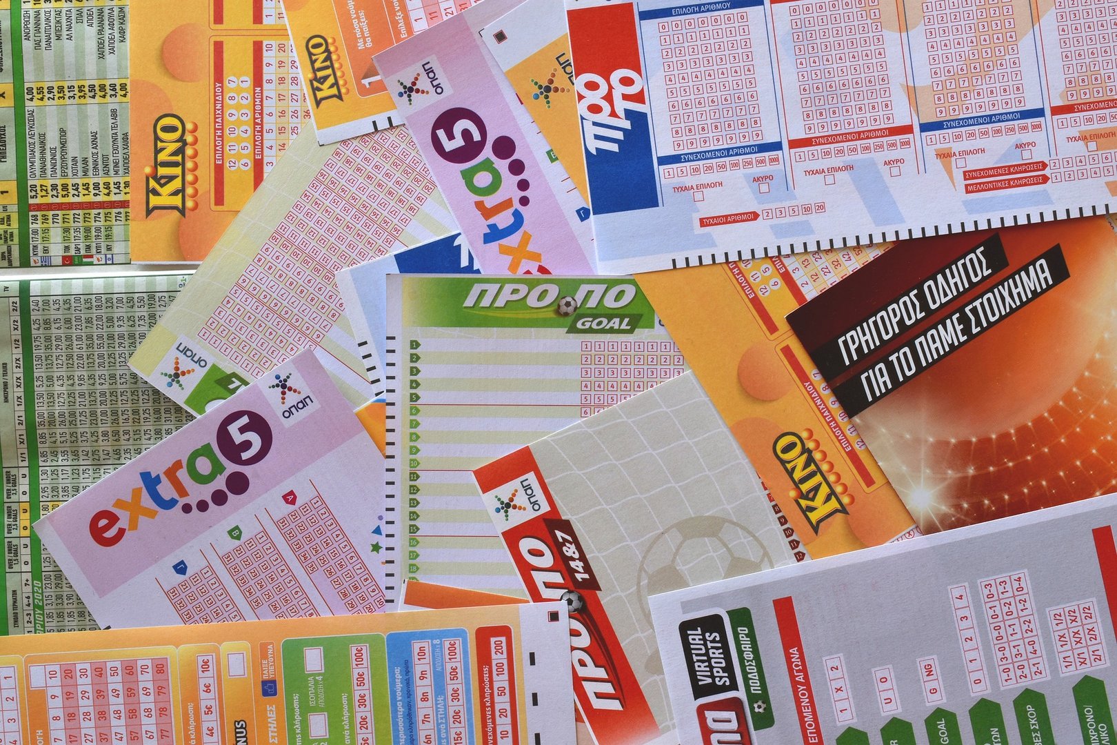 image Three arrested in north for selling Republic’s scratch cards