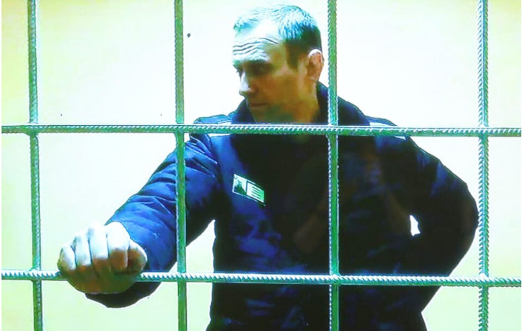 image Putin opponent Navalny dies in Arctic jail, Russia says