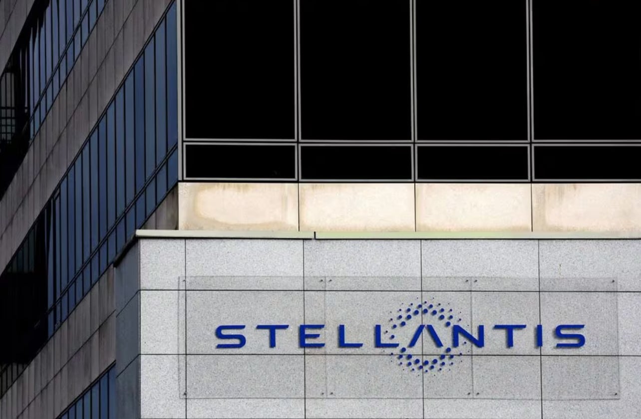image Stellantis aims to sell up to 500,000 vehicles to Ayvens across Europe