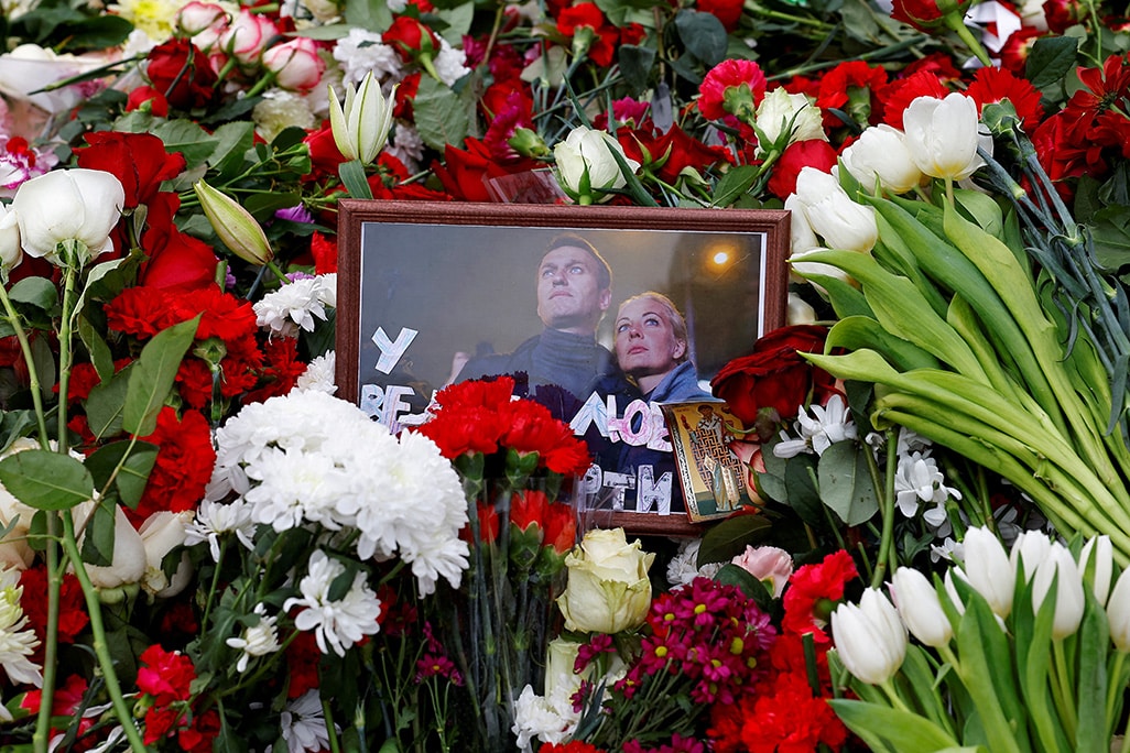 image Navalny&#8217;s widow takes up his call for big election day protest