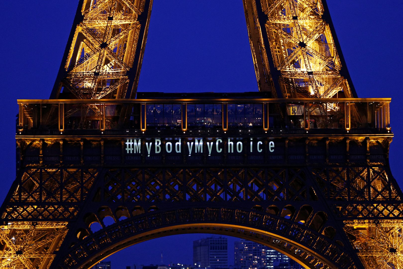 image French lawmakers make abortion a constitutional right