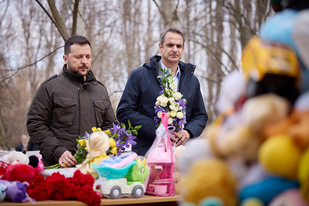 image Missiles hit Odesa during Zelensky meeting with Greek PM