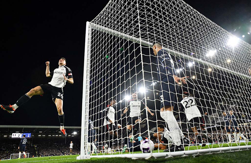 image Spurs slump to heavy defeat at Fulham