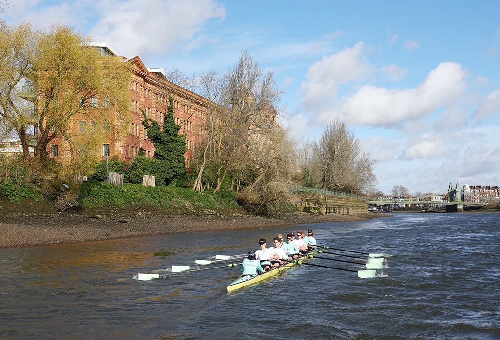 image Boat Race rowers told to avoid the water as UK sewage dumping surges