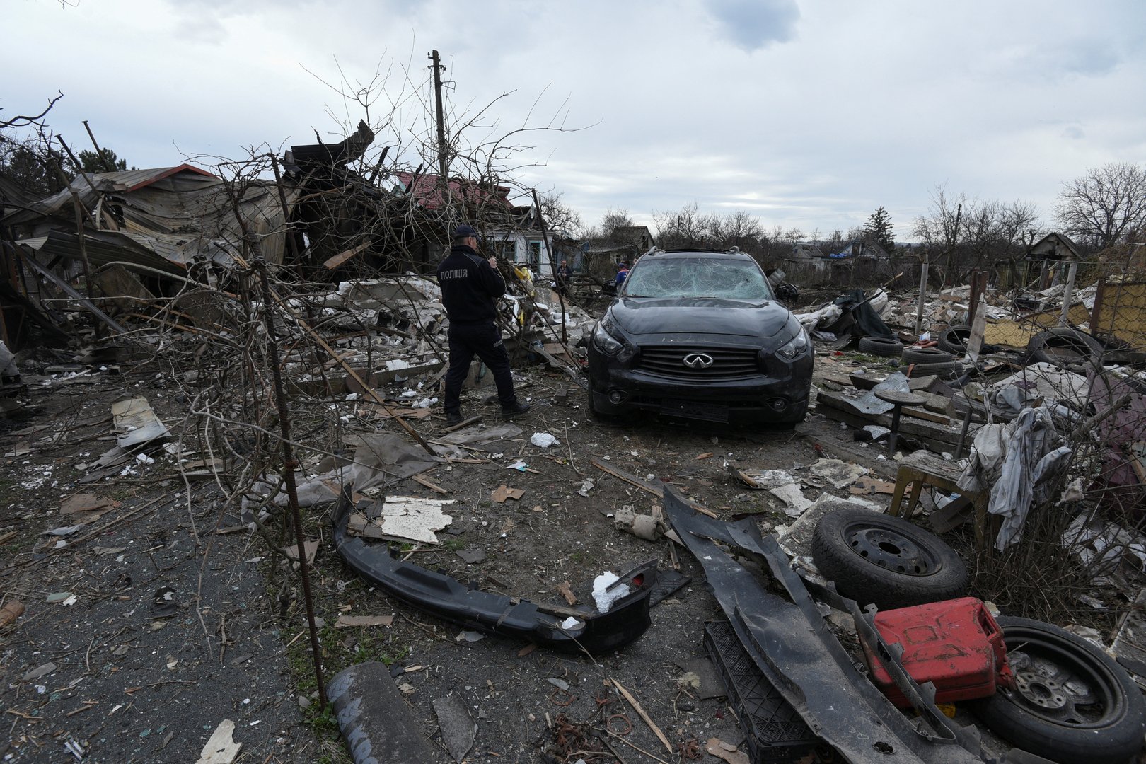 image Ukraine says Russian drone, missile attacks damage power facilities