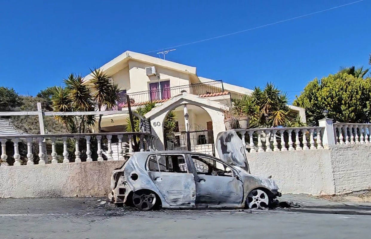 image Police investigating car fire in Pissouri