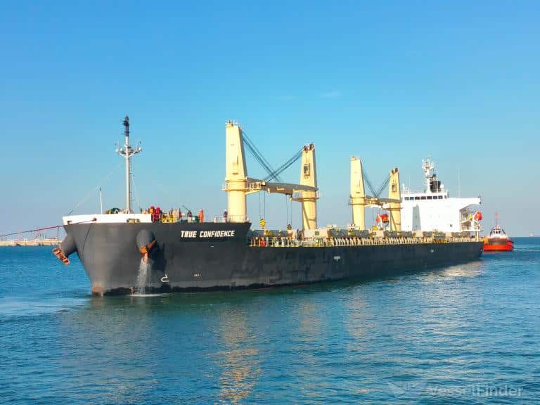 image Houthi attack on ship with Cypriot interests &#8211; two sailors dead (Update 2)