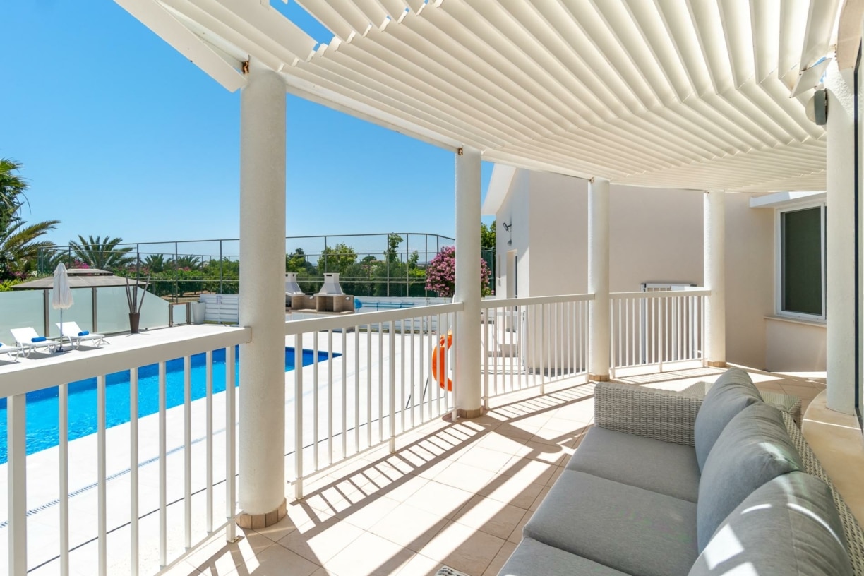 image Peter Andre giving away stay in his Cyprus villa