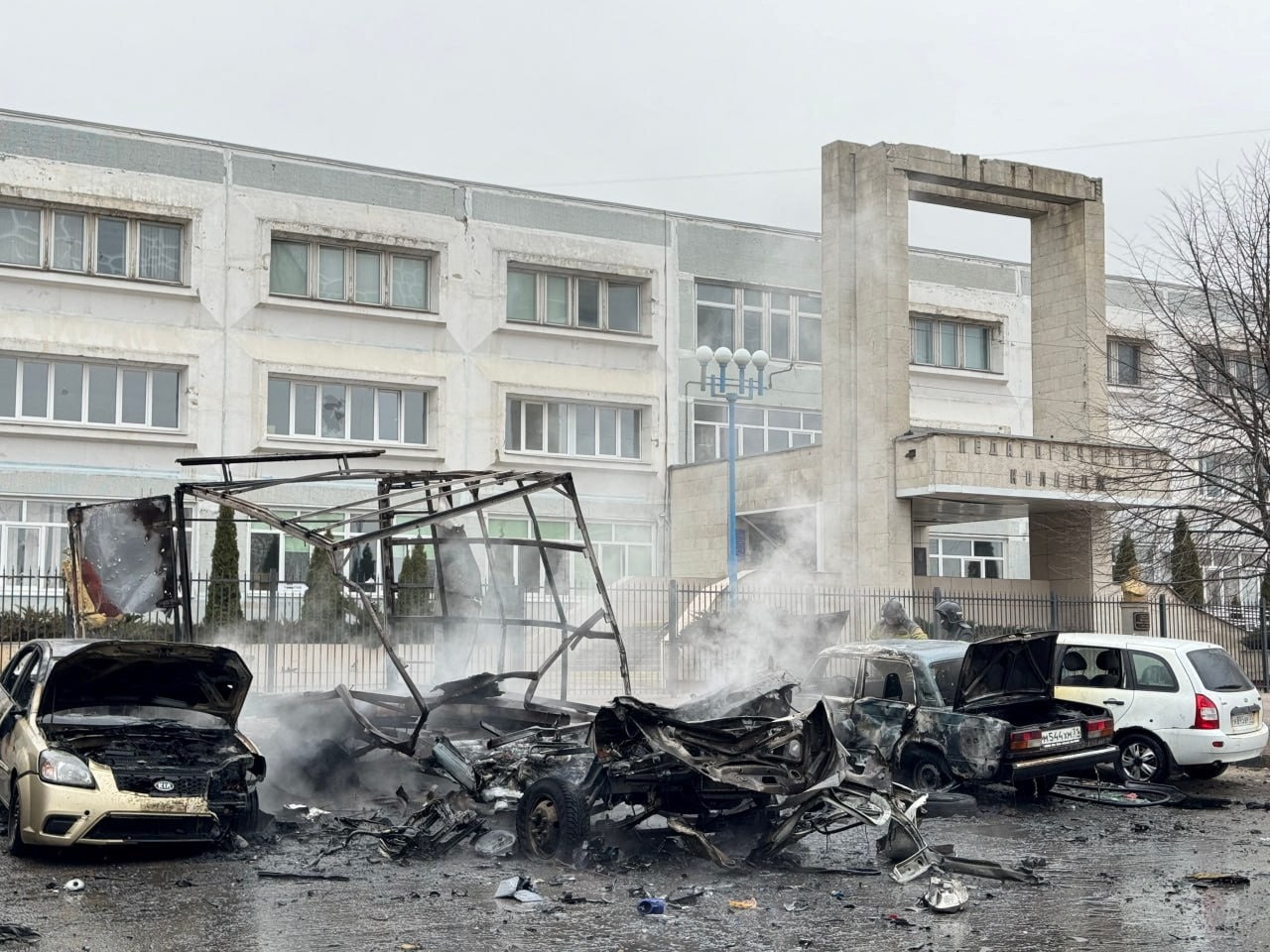 image Ukraine strikes Russian city and refinery on day two of presidential vote