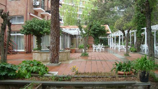 feature annette the forest park hotel