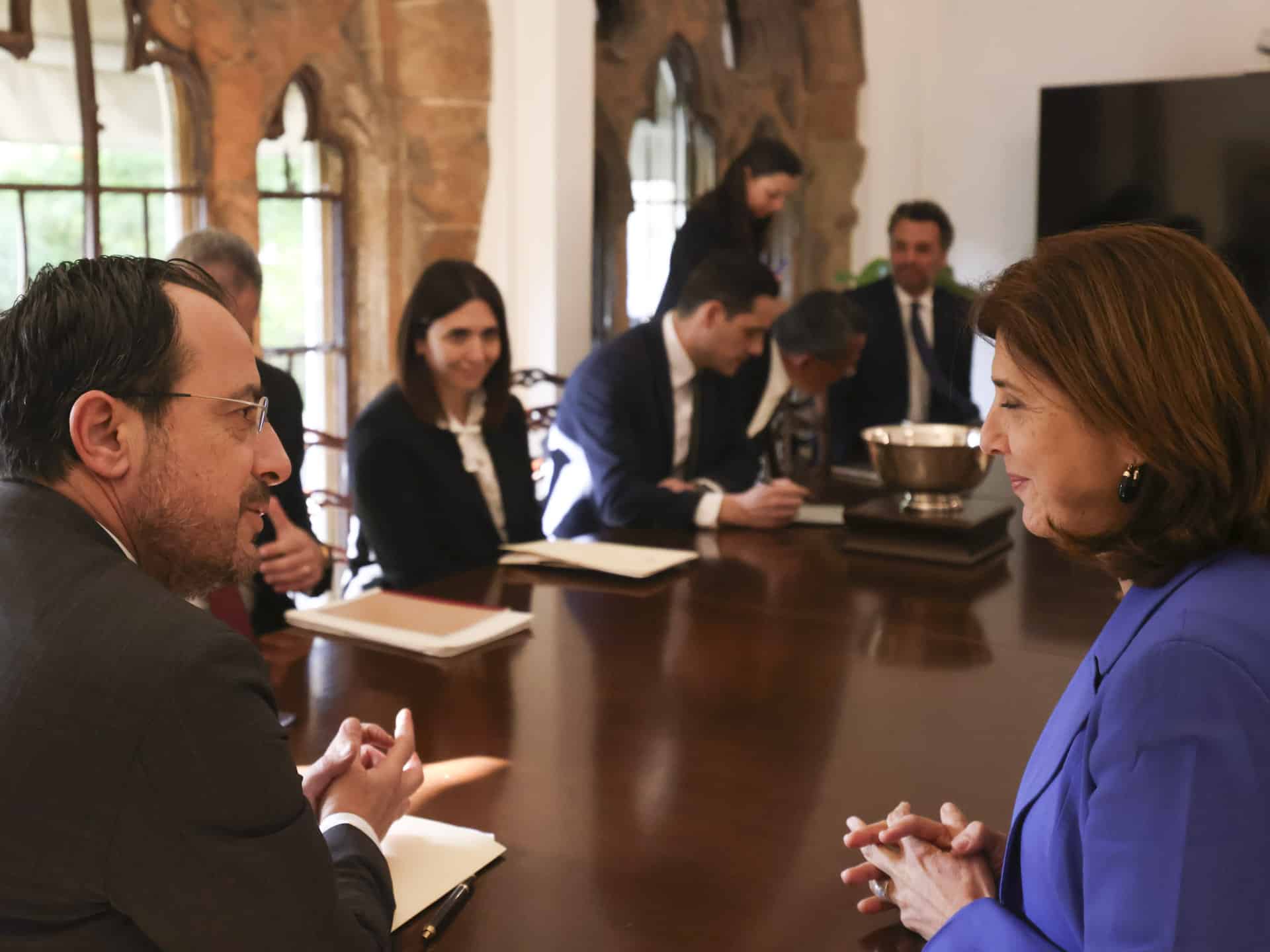 image Holguin has productive meetings with leaders (Update)