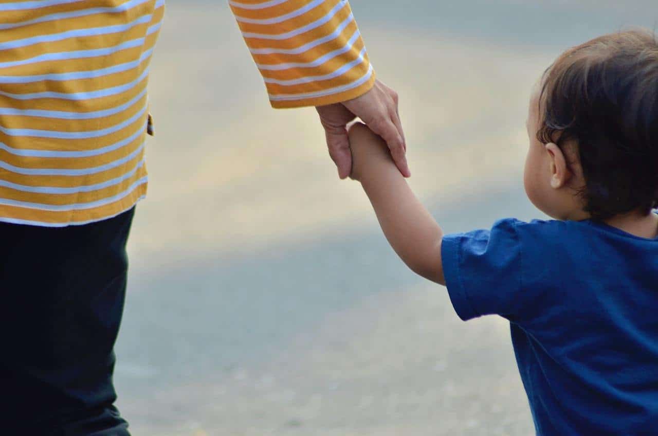 image Single parent would not be penalised for cohabiting in new bill
