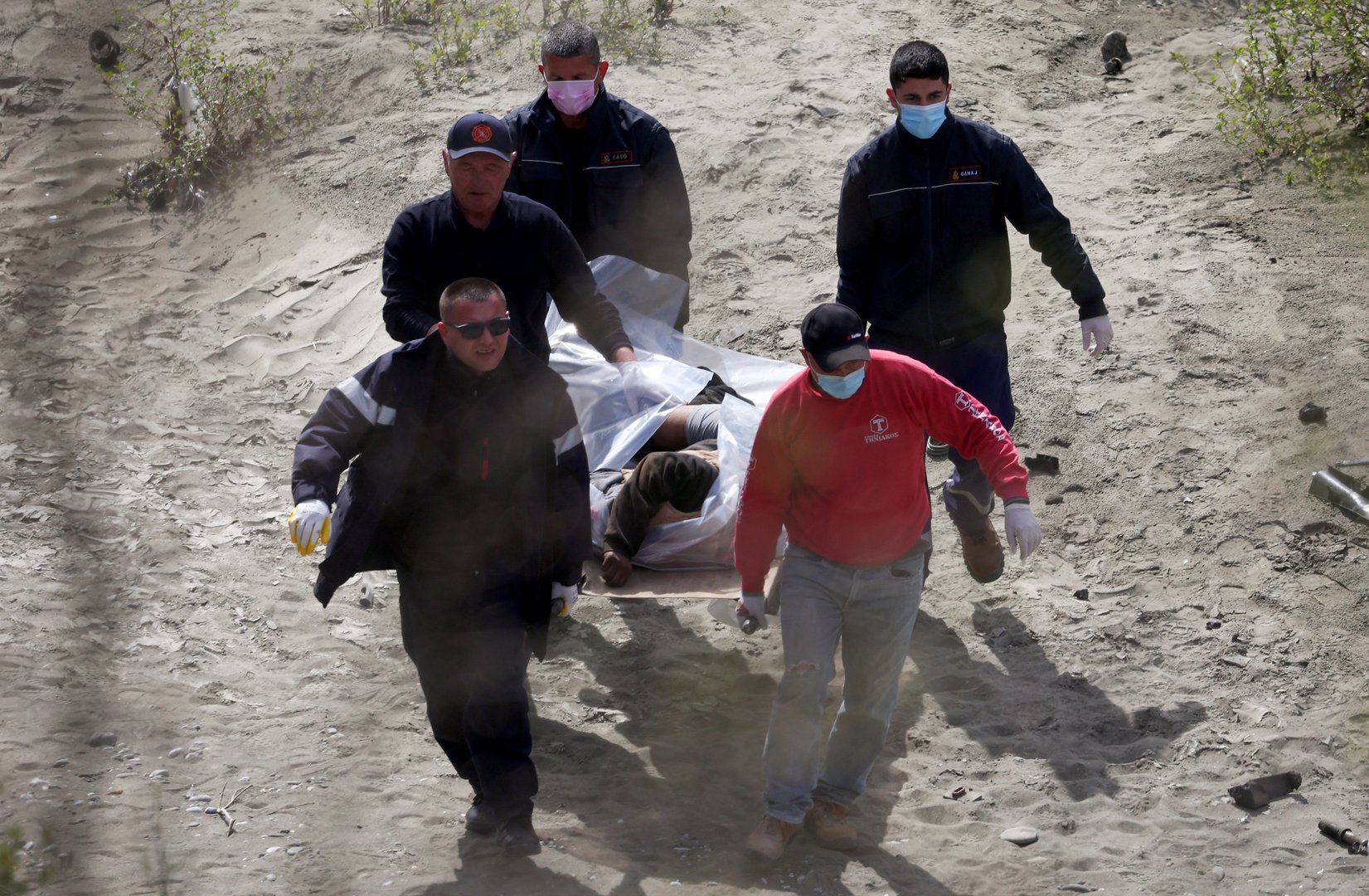 image Eight die as car carrying suspected migrants falls into Albanian ravine