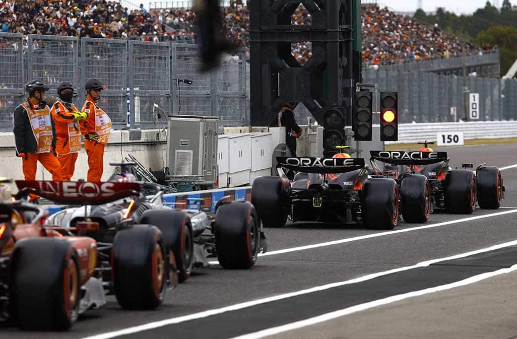 image Rain hits Suzuka practice leaving Verstappen top of the times