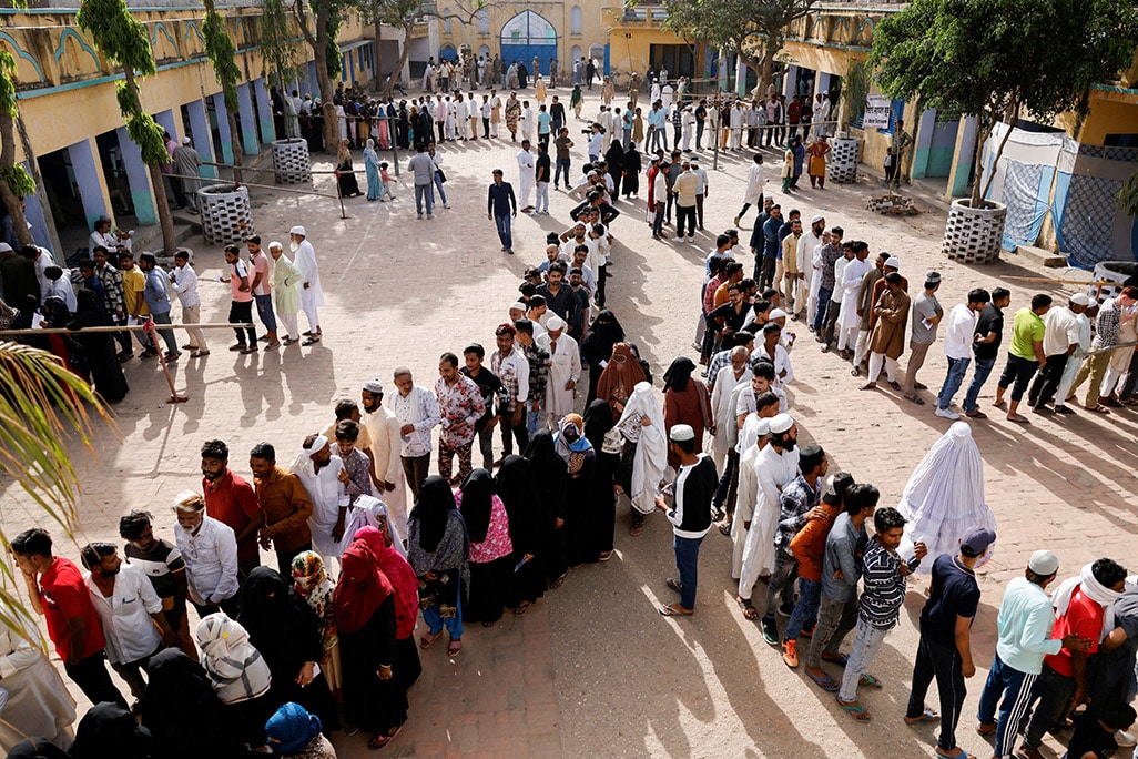 image Indians vote in huge election dominated by jobs, Hindu pride and Modi (updated)