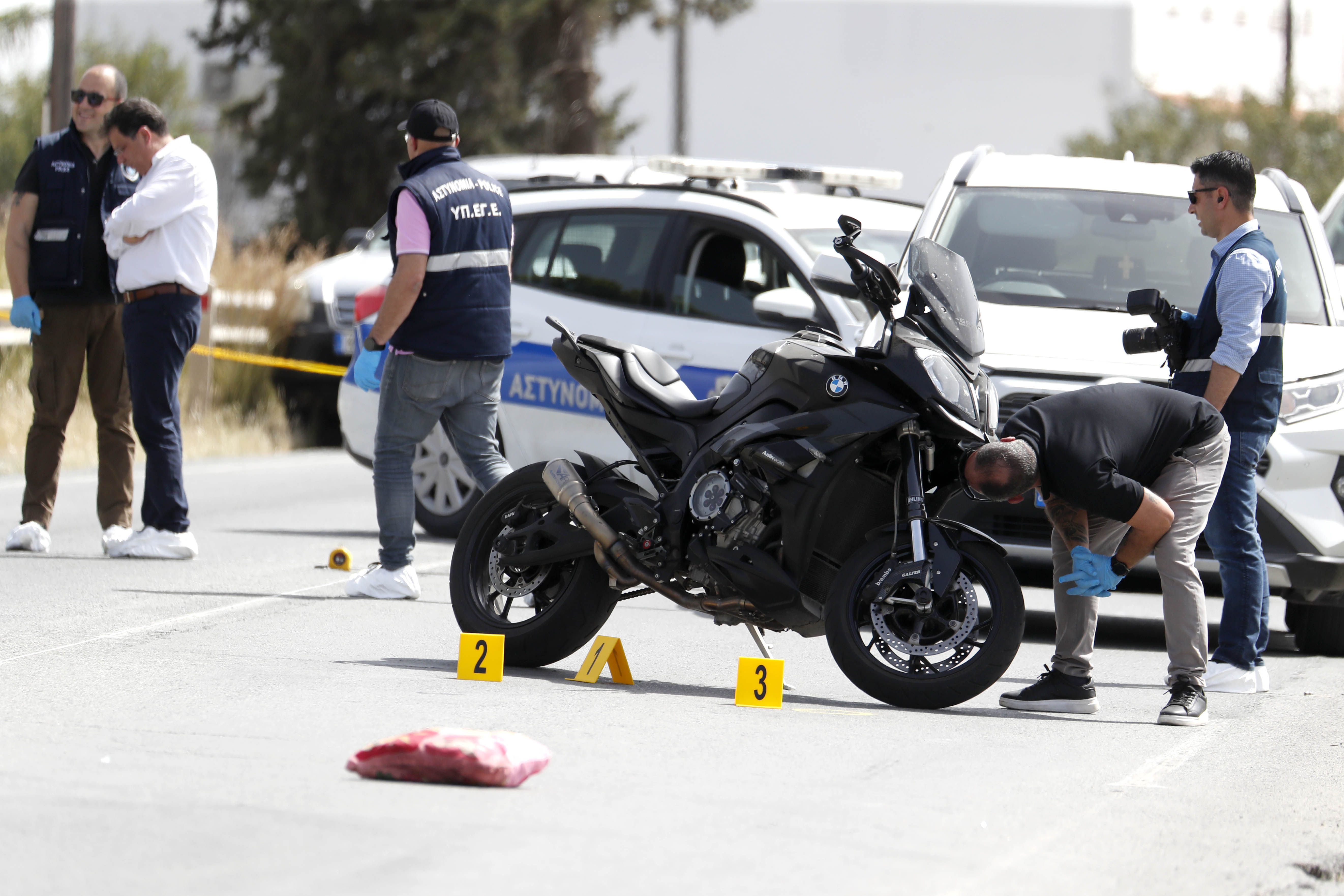 image Criminal case against policeman who leaked info to murdered gang member dropped