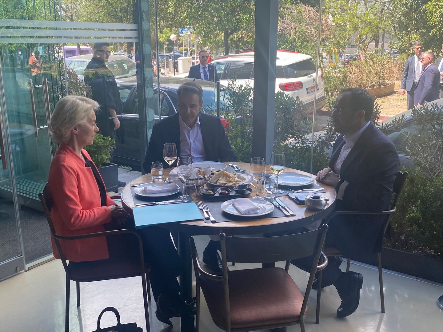 image Christodoulides discusses migration with EU Commission President and Greek PM