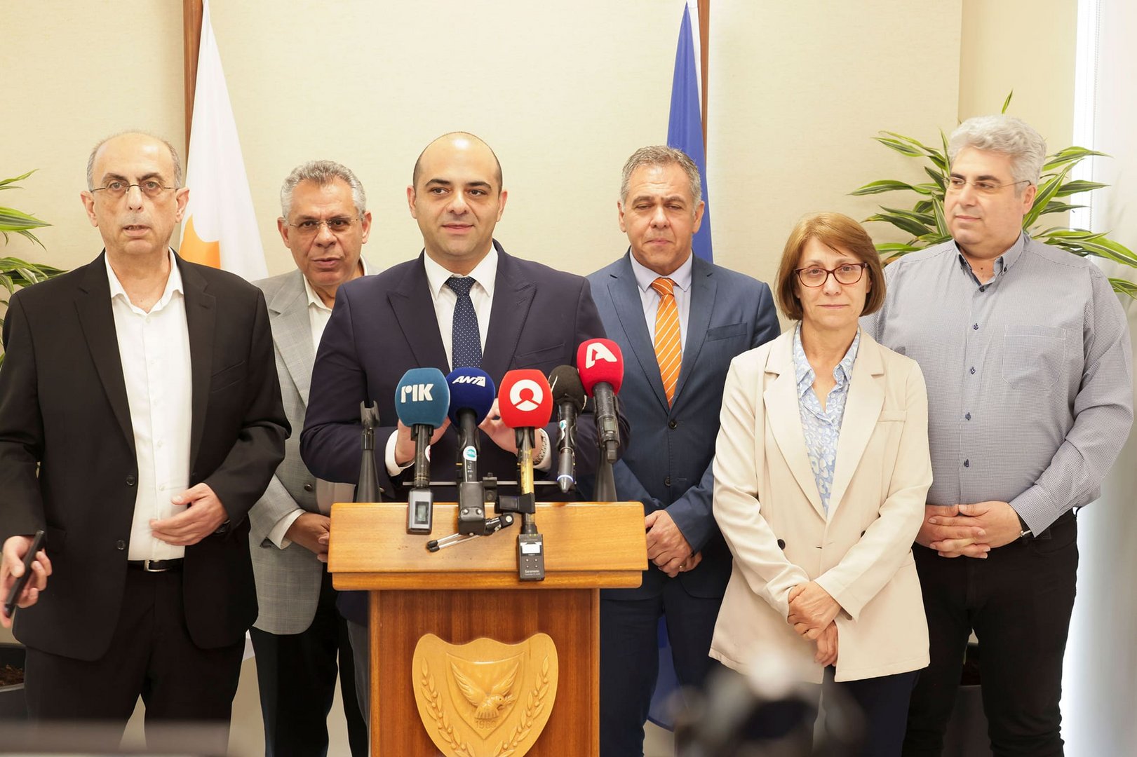 image Deal agreed on foreign workers, living conditions to be improved