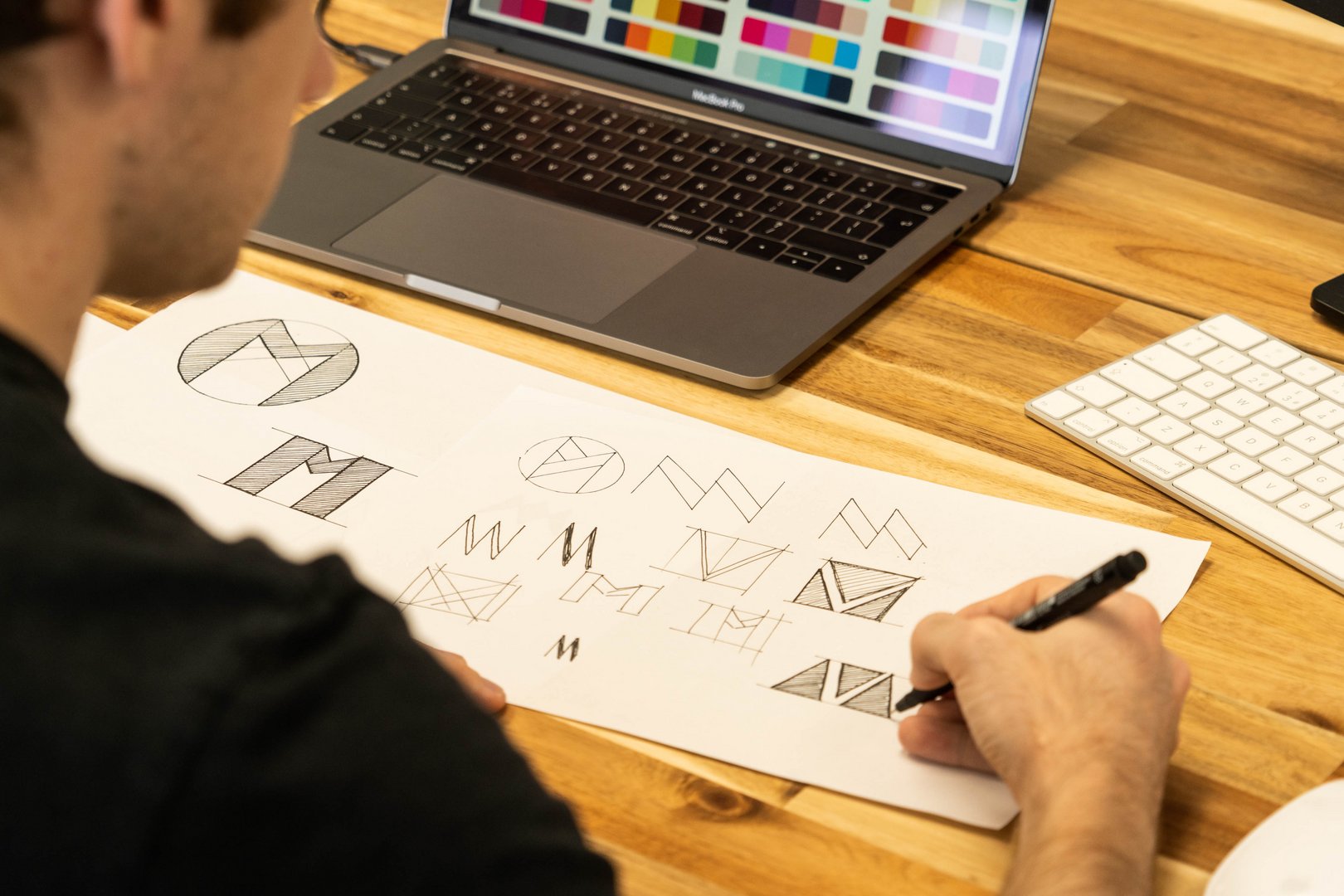 image Guidelines for logo size: What is the best logo size for social media and websites?